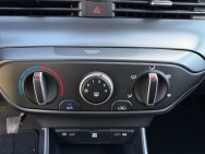 HYUNDAI d'occasion BAYON 1.0 T-GDI 100 HYBRID 48V INITIA de 2022