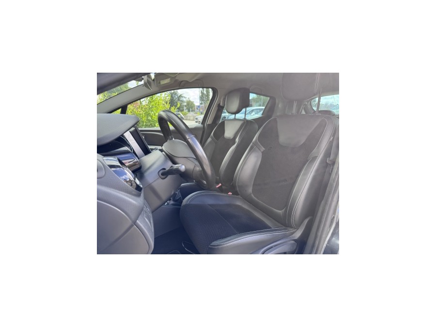 RENAULT d'occasion CLIO IV TCE 120 INTENS de 2017 Villebon Sur Yvette