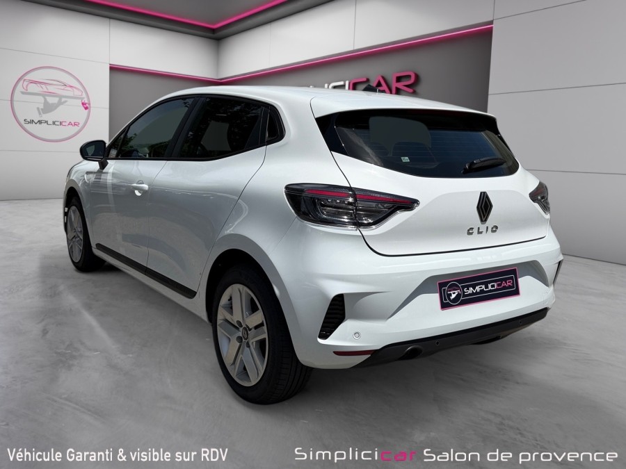 RENAULT d'occasion CLIO V 1.5 DCI 100 EVOLUTION de 2025 Salon de