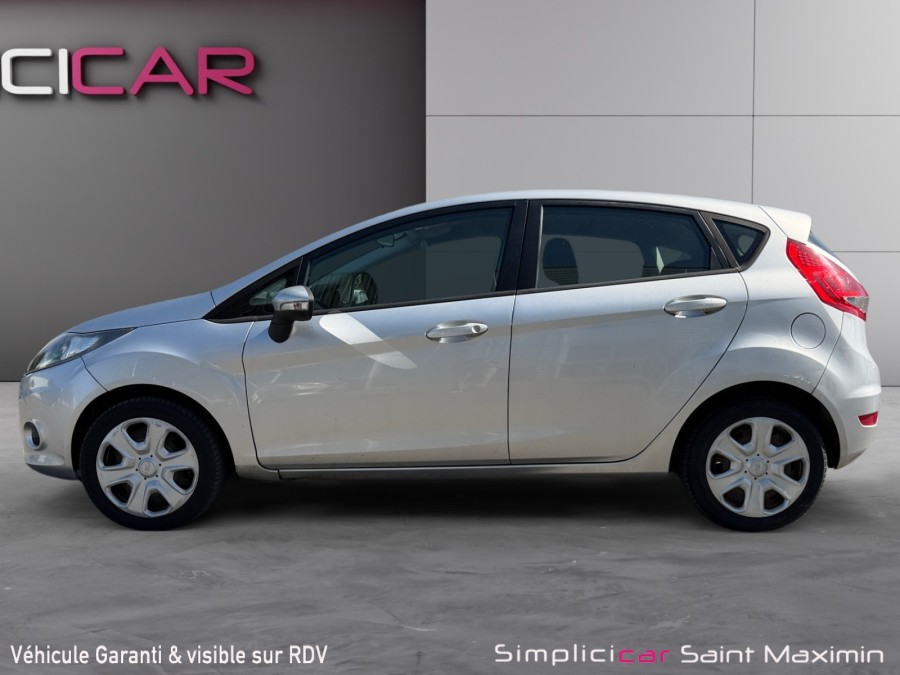 FORD d'occasion FIESTA VI 1400 TDCI 68 TITANIUM de 2009 Saint Maximin