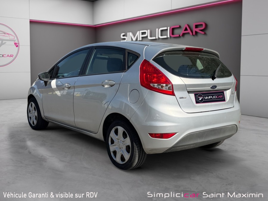 FORD d'occasion FIESTA VI 1400 TDCI 68 TITANIUM de 2009 Saint Maximin
