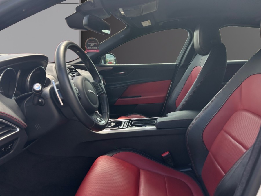 JAGUAR d'occasion XE 2.0L 200 PURE BA de 2017 St Jean du Cardonnay