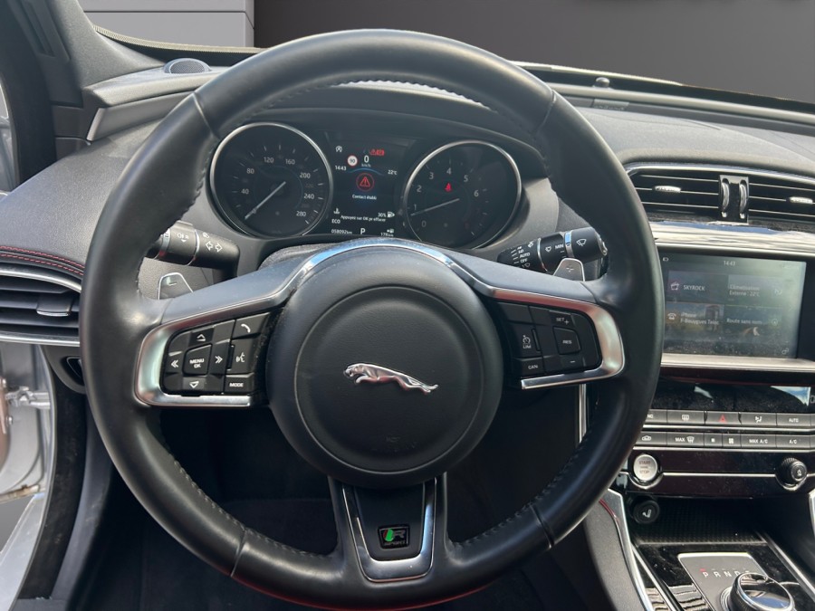JAGUAR d'occasion XE 2.0L 200 PURE BA de 2017 St Jean du Cardonnay