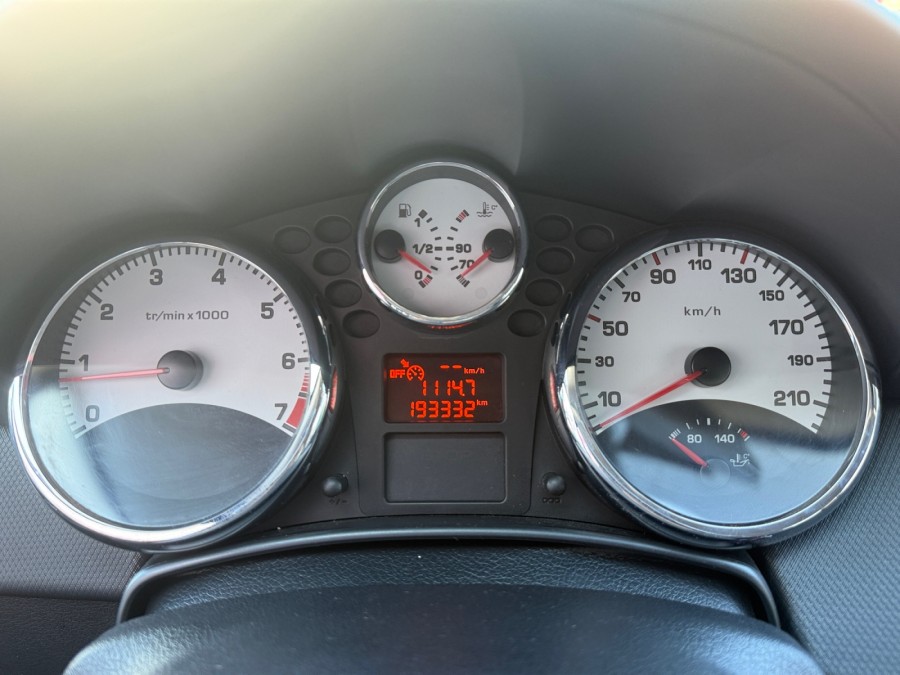 PEUGEOT d'occasion 207/207+ 1.6 VTI 16V 120 PREMIUM de 2009 Reims