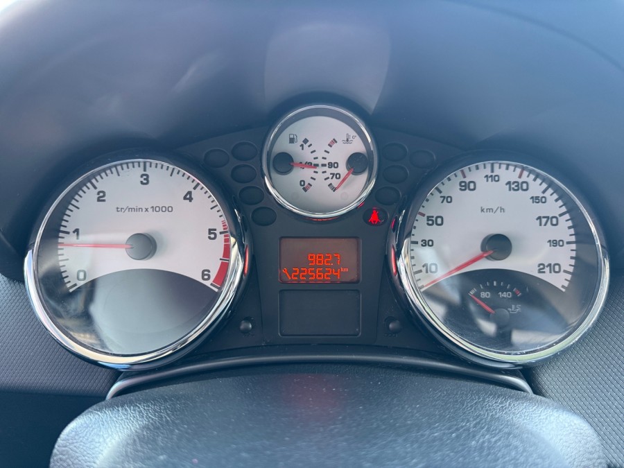 PEUGEOT d'occasion 207 SW SW 1.6 HDI 90 PREMIUM de 2009 Reims