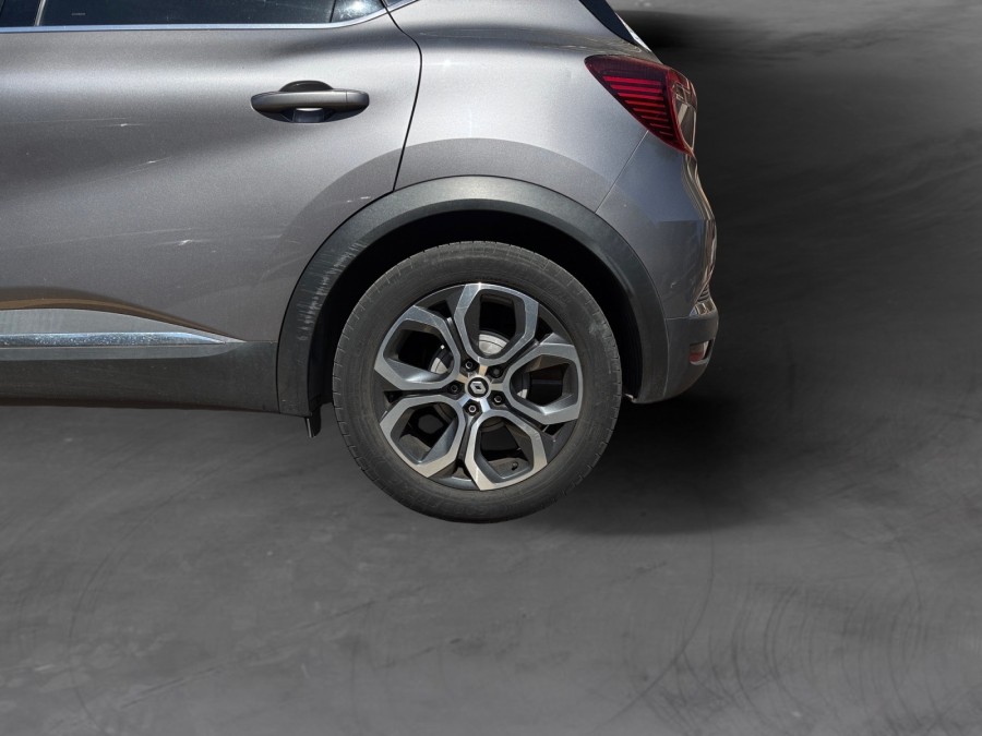 RENAULT d'occasion CAPTUR II 1.3 TCE 140 INTENS EDC de 2021 Cannes
