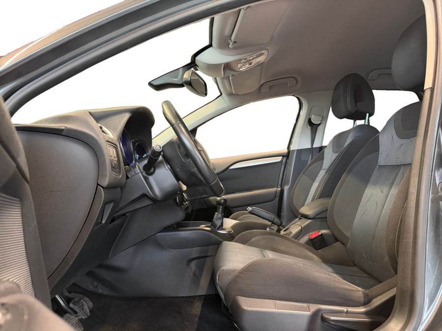 CITROEN d'occasion C4 II 1.6 HDI 90 ROSSIGNOL de 2013 Strasbourg (67)﻿
