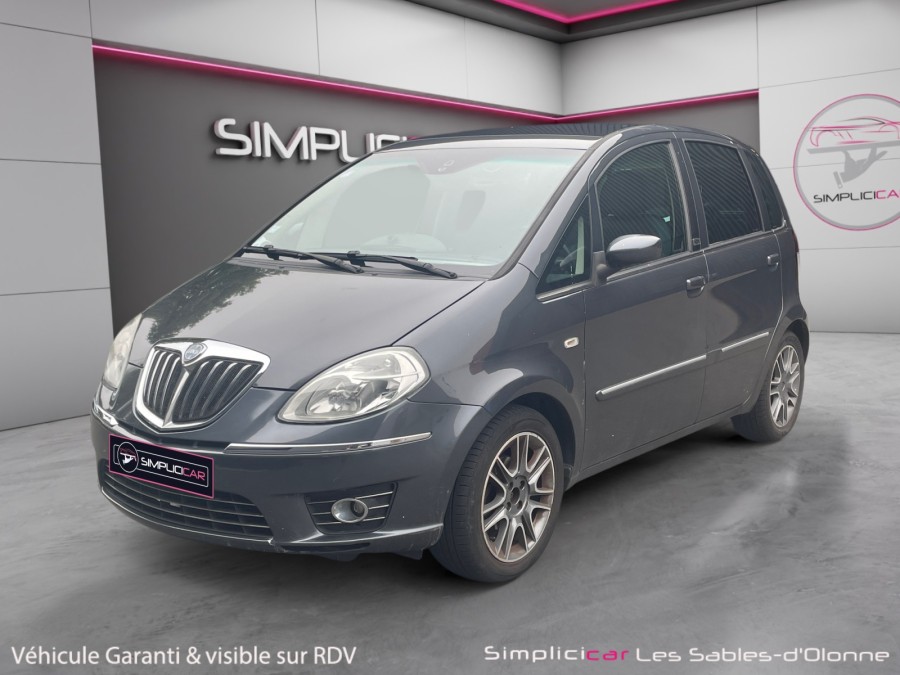 LANCIA d'occasion MUSA 1.4 16V 95 PLATINO START AND STOP de 2009 Les