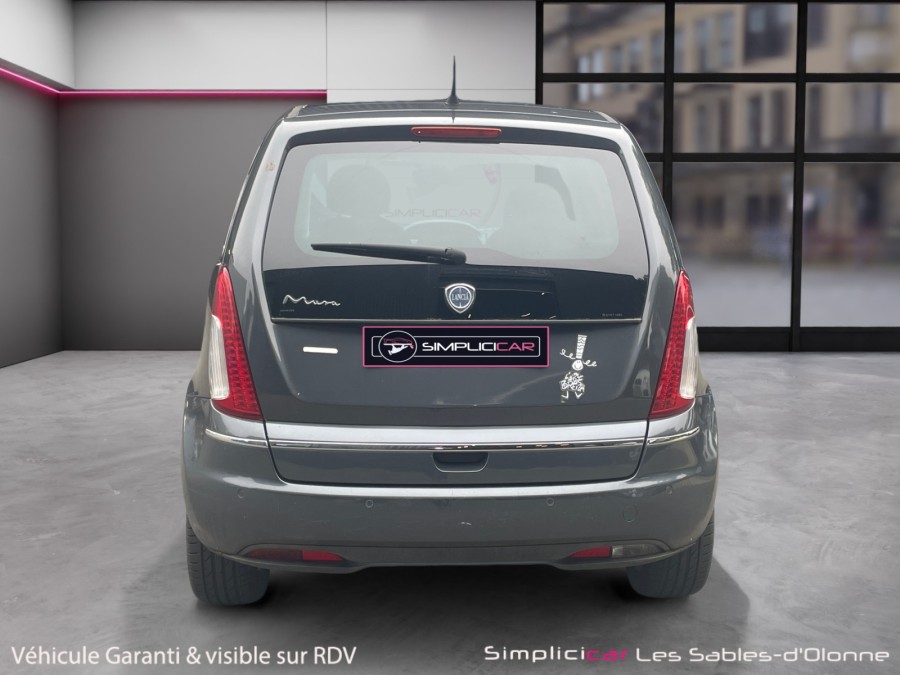 LANCIA d'occasion MUSA 1.4 16V 95 PLATINO START AND STOP de 2009 Les