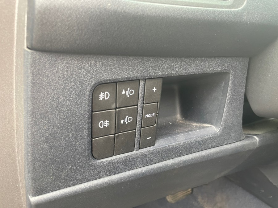 LANCIA d'occasion MUSA 1.4 16V 95 PLATINO START AND STOP de 2009 Les