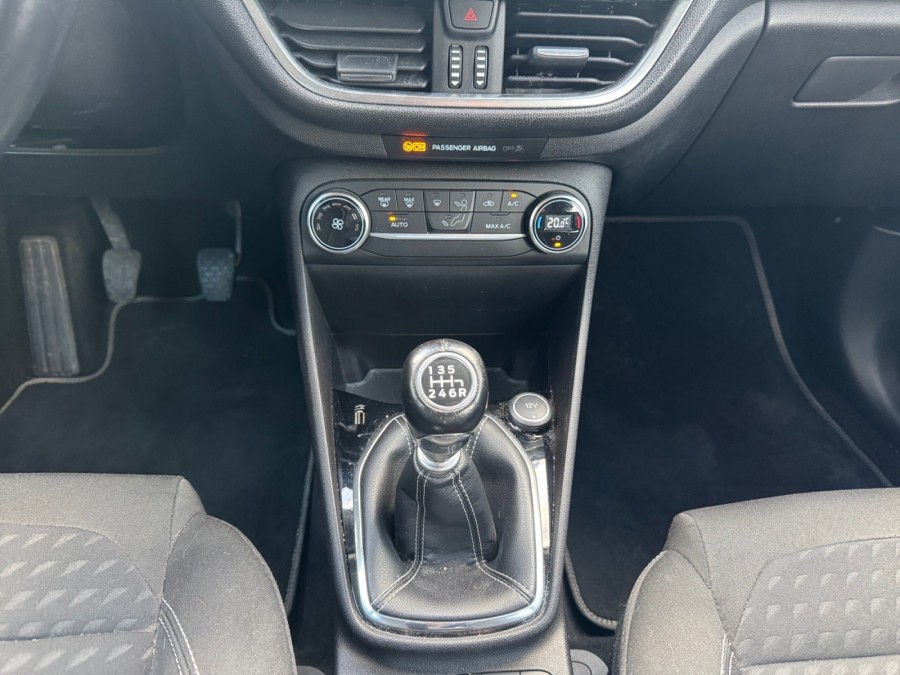 FORD d'occasion FIESTA 1.0 ECOBOOST 125 TITANIUM de 2018 Troyes (10)﻿