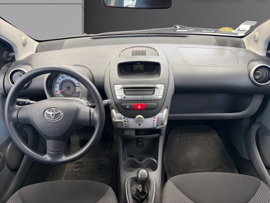 TOYOTA d'occasion AYGO Toyota Aygo 5 Portes 1.0 VVTi 12V 68 cv de
