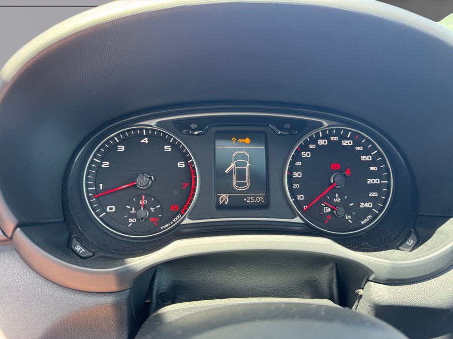 AUDI d'occasion A1 1.4 TFSI 122 AMBITION LUXE S TRONIC de 2012