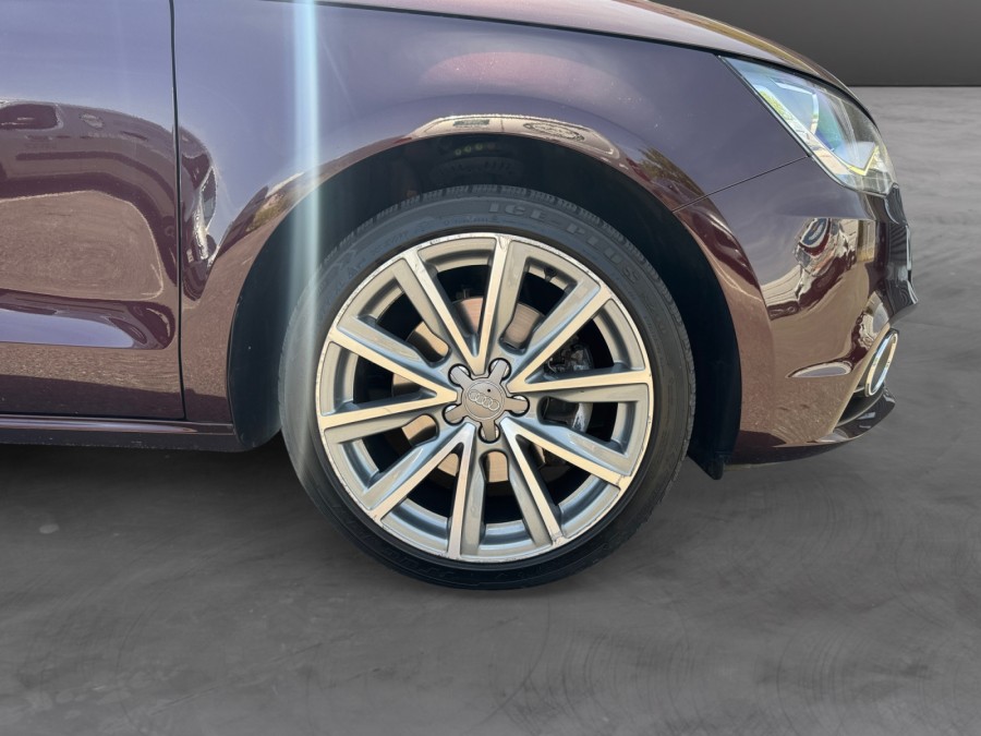 AUDI d'occasion A1 1.4 TFSI 122 AMBITION LUXE S TRONIC de 2012