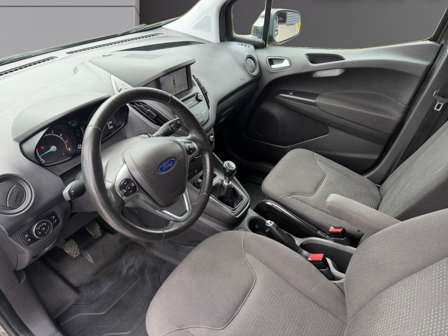 FORD d'occasion TRANSIT COURIER B460 CAMIONNETTE/MONOSPACE |