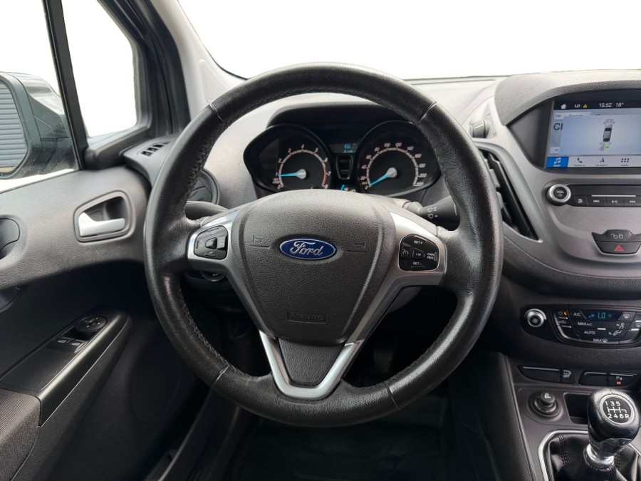 FORD d'occasion TRANSIT COURIER B460 CAMIONNETTE/MONOSPACE |