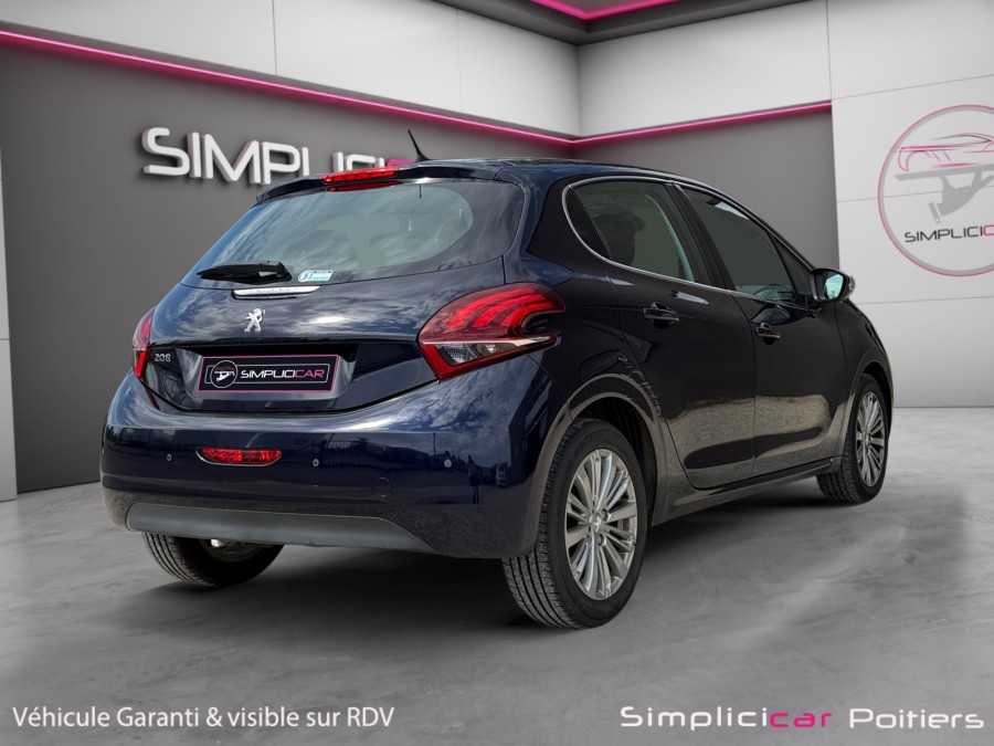 PEUGEOT d'occasion 208 I 1.2 PURE TECH 82 ALLURE de 2018 Poitiers