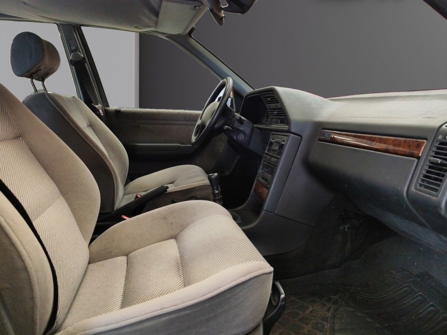 PEUGEOT d'occasion 605 PLEIADE 2.1 DT de 1998 Amiens (80)﻿