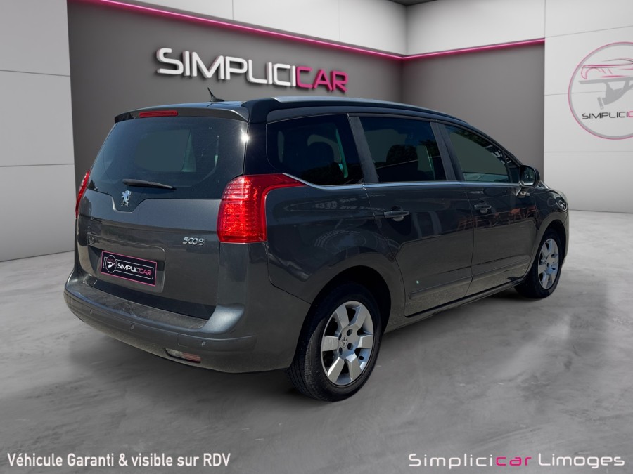 PEUGEOT d'occasion 5008 1.6 HDI 115 ACCESS de 2013 Limoges (87)﻿
