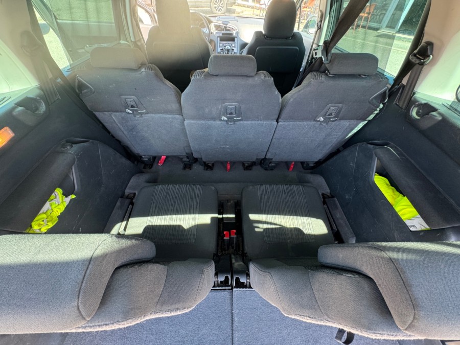 PEUGEOT d'occasion 5008 1.6 HDI 115 ACCESS de 2013 Limoges (87)﻿