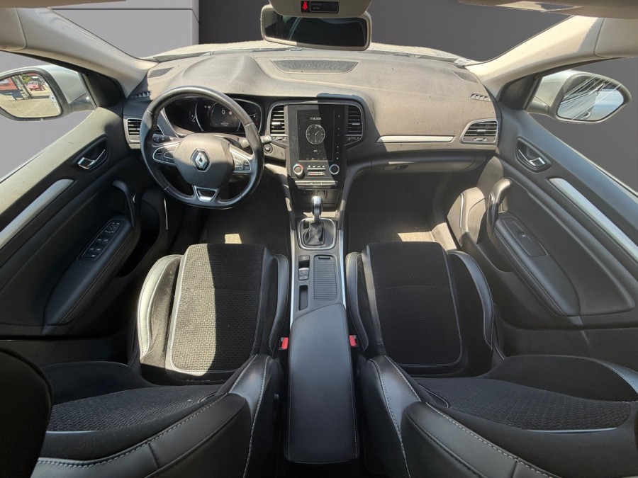 RENAULT d'occasion MEGANE IV BERLINE BICORPS TROIS OU CINQ PORTES 1.5