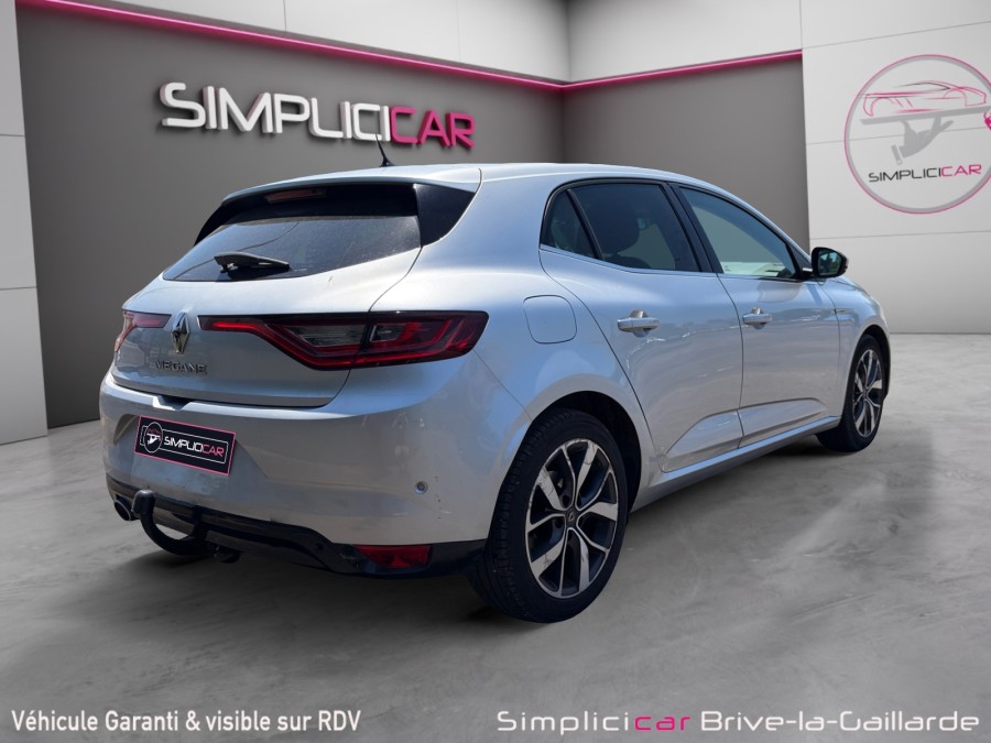 RENAULT d'occasion MEGANE IV BERLINE BICORPS TROIS OU CINQ PORTES 1.5