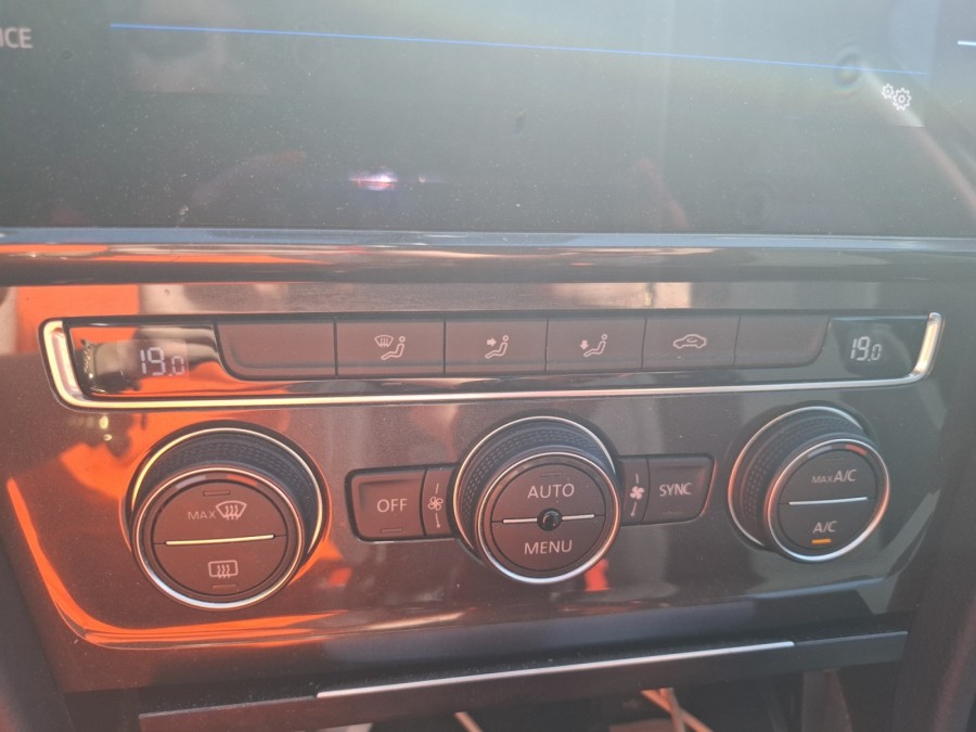 VOLKSWAGEN d'occasion GOLF VII 1.0 TSI 115ch CONFORTLINE de 2019 Le