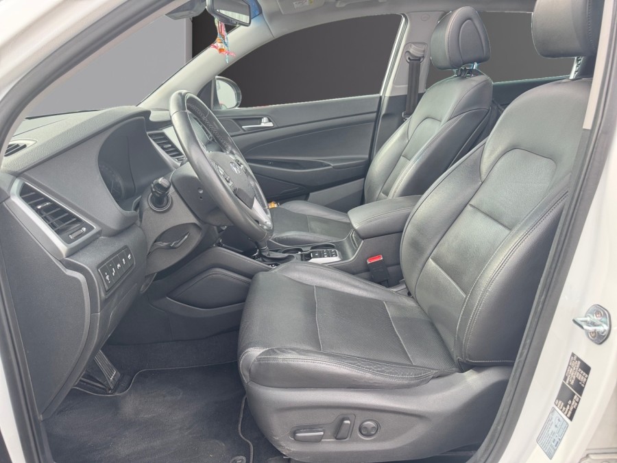 HYUNDAI d'occasion TUCSON 1.7 CRDI 141 INTUITIVE DCT de 2017 Troyes