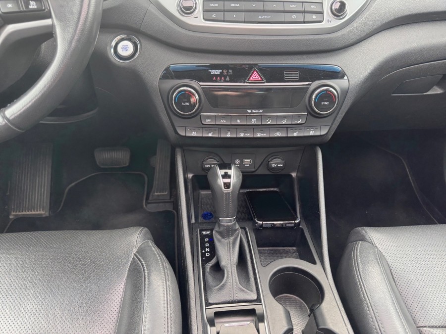 HYUNDAI d'occasion TUCSON 1.7 CRDI 141 INTUITIVE DCT de 2017 Troyes