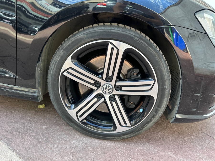 VOLKSWAGEN d'occasion GOLF VII 2.0 TSI 300 R 4MOTION DSG de 2015 Le