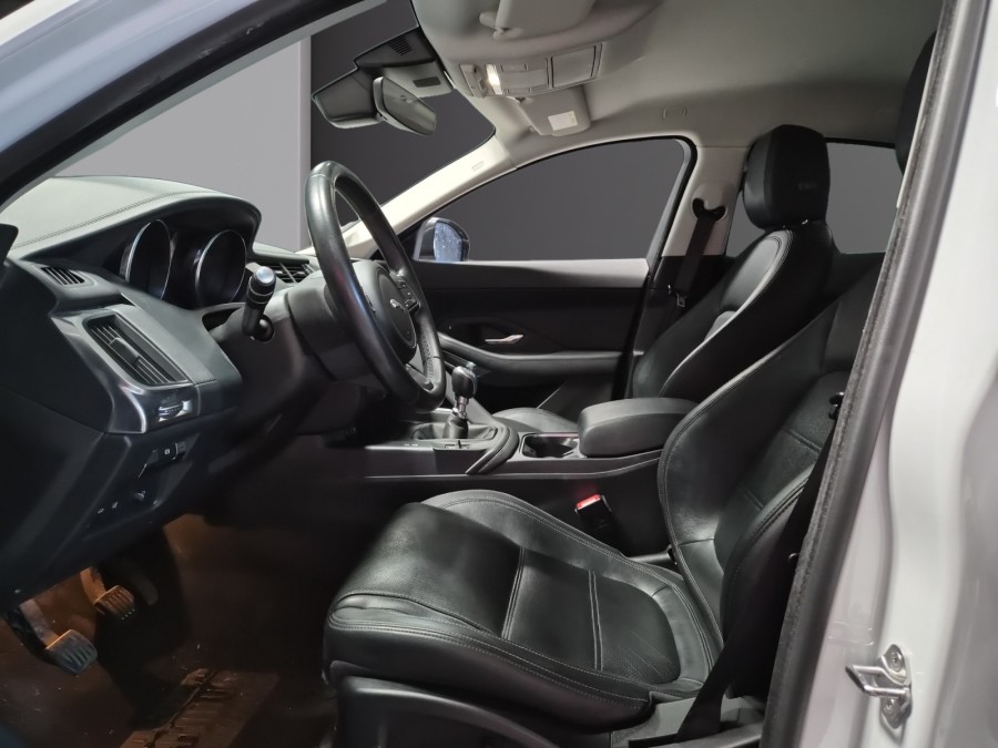 JAGUAR d'occasion E-PACE D150 FWD R-DYNAMIC SE de 2019 Fontainebleau