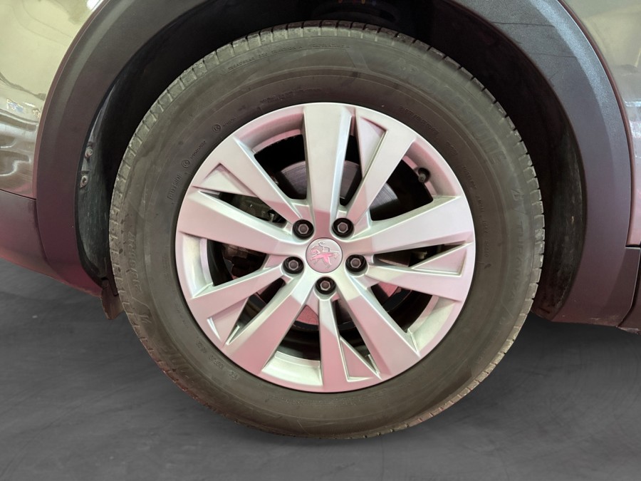 PEUGEOT d'occasion 3008 II SUV 1.2 PURE TECH 130 ACTIVE EAT PH2 de