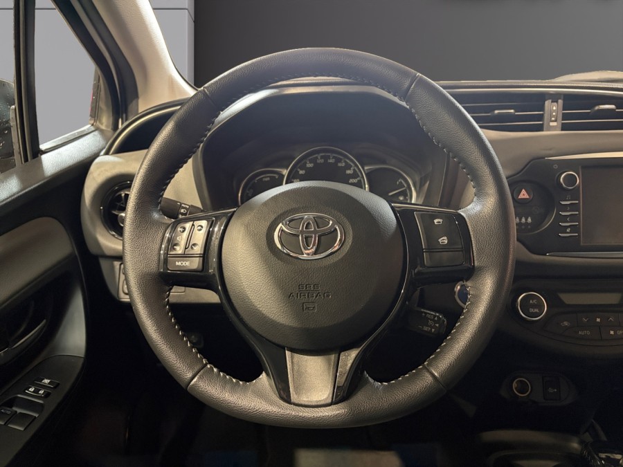 TOYOTA d'occasion YARIS 100H DYNAMIC BUSINESS de 2019 Fontainebleau