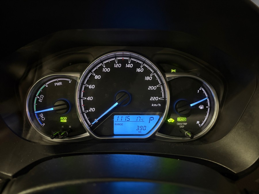 TOYOTA d'occasion YARIS 100H DYNAMIC BUSINESS de 2019 Fontainebleau
