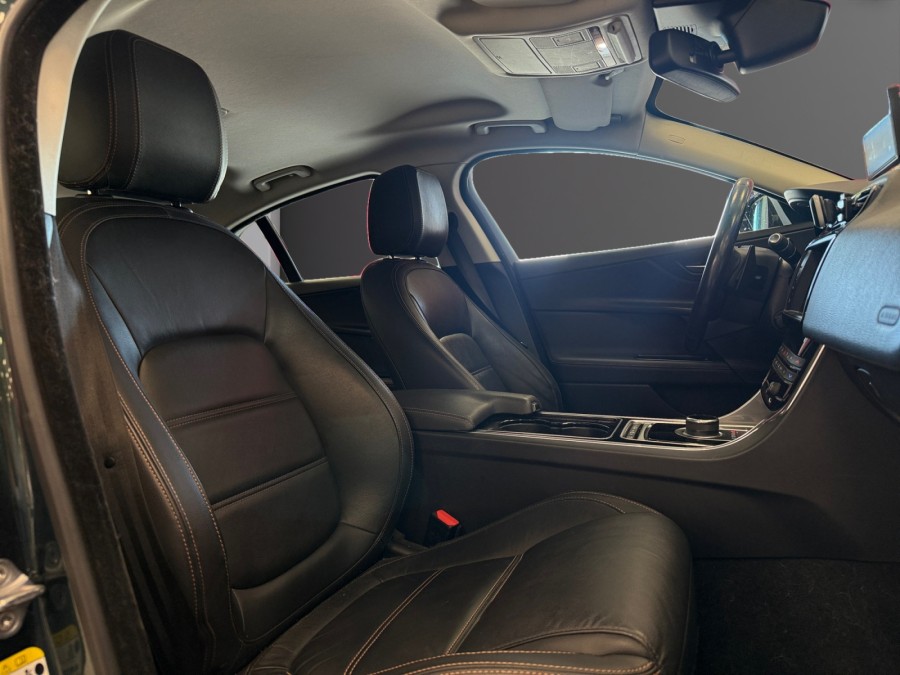 JAGUAR d'occasion XE 2.0L D 180 Prestige de 2016 Amiens (80)﻿
