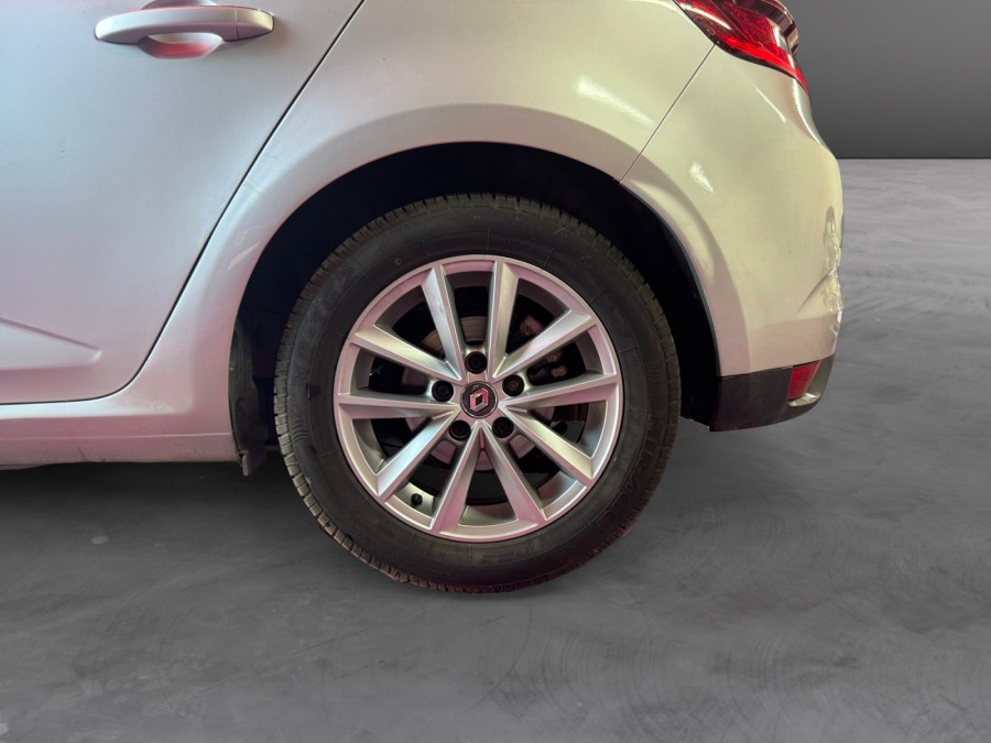 RENAULT d'occasion MEGANE IV BERLINE BICORPS TROIS OU CINQ PORTES TCE