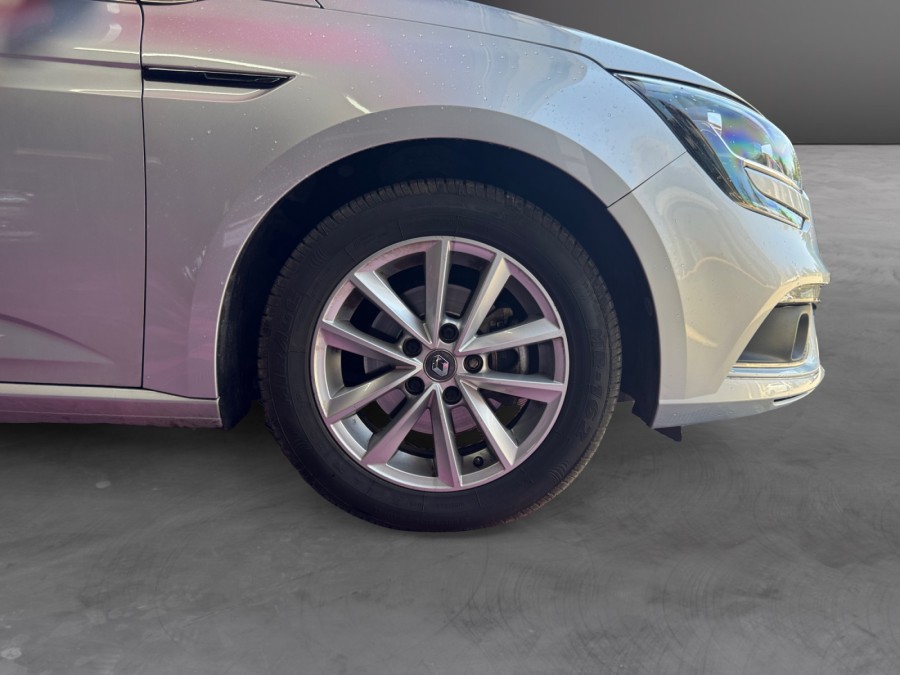 RENAULT d'occasion MEGANE IV BERLINE BICORPS TROIS OU CINQ PORTES TCE
