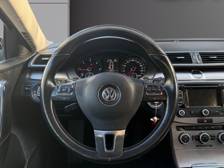 VOLKSWAGEN d'occasion PASSAT B7 2.0 TDI 140 ULTIMATE BLUEMOTION