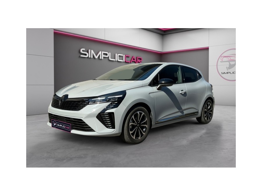 RENAULT d'occasion CLIO 1.6 E-TECH 145 TECHNO de 2025 La Ciotat (13)﻿