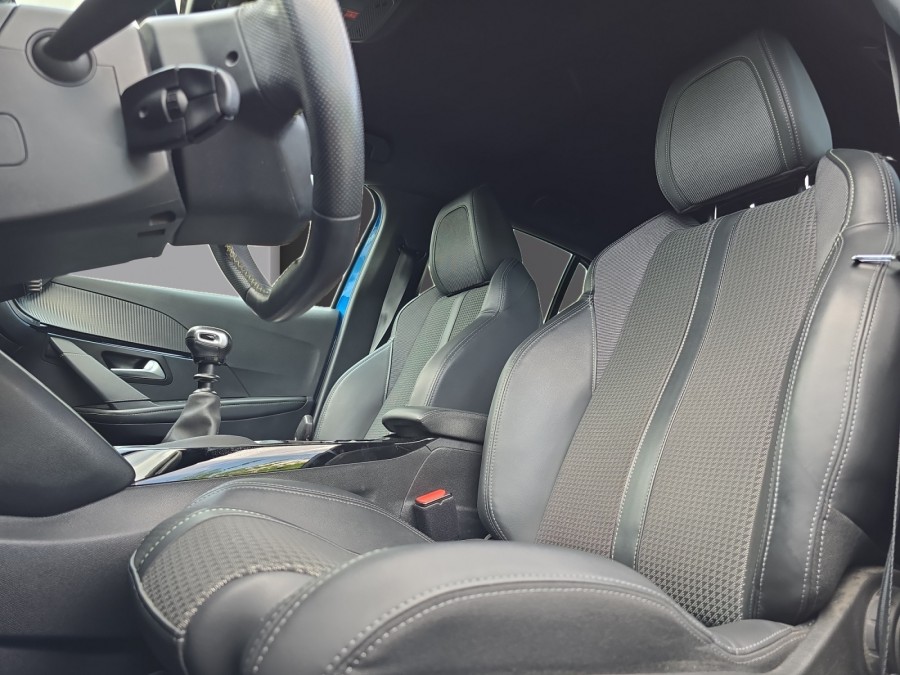 PEUGEOT d'occasion 208 1.5 BLUEHDI 100 GT de 2021 Vichy (03)﻿