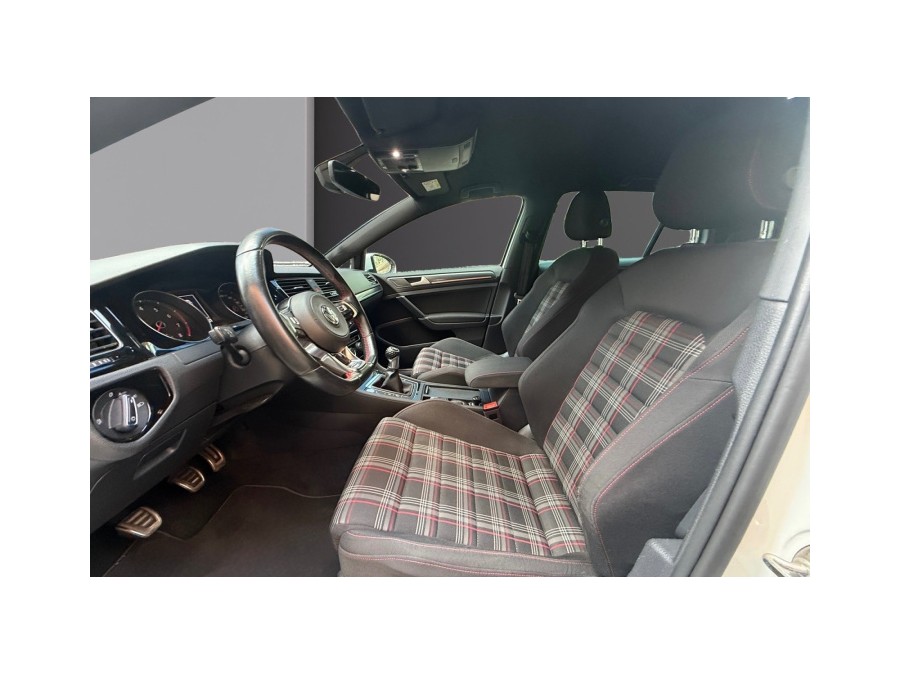 VOLKSWAGEN d'occasion GOLF 2.0 TSI 230 GTI PERFORMANCE de 2017
