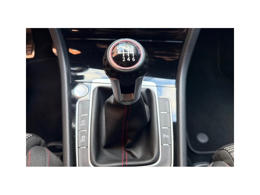 VOLKSWAGEN d'occasion GOLF 2.0 TSI 230 GTI PERFORMANCE de 2017