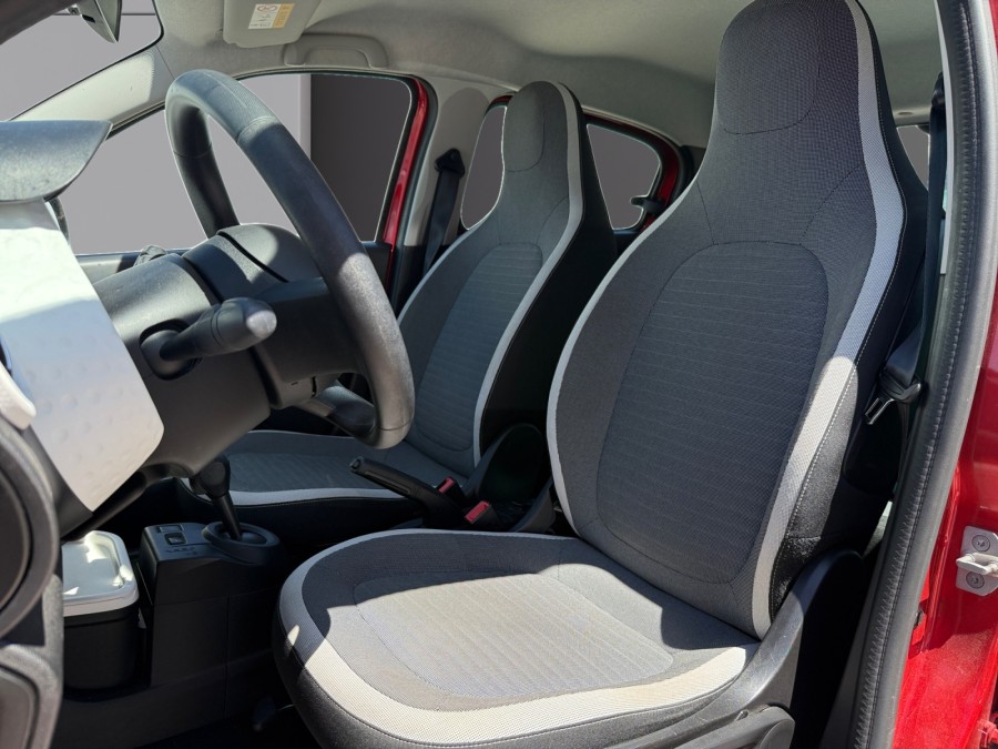 RENAULT d'occasion TWINGO III 1.0 SCE 70 RED NIGHT EDC de 2018 Vannes