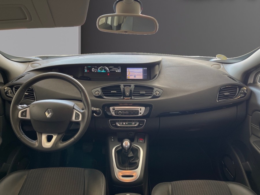 RENAULT d'occasion SCENIC III 1.5 DCI 110 BOSE de 2012 La Flèche (72)﻿