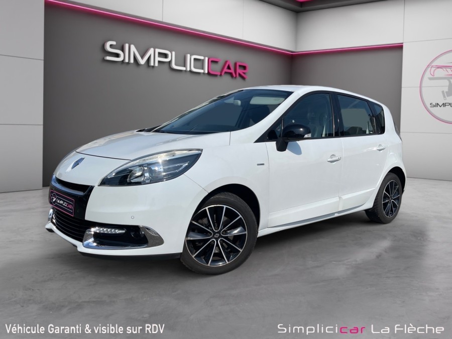 RENAULT d'occasion SCENIC III 1.5 DCI 110 BOSE de 2012 La Flèche (72)﻿