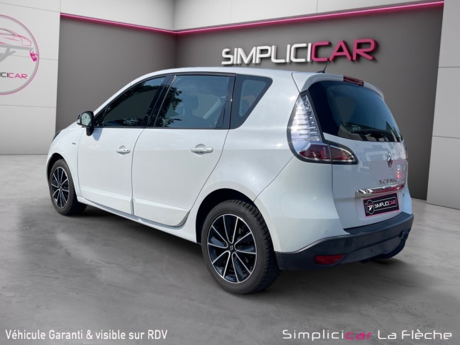 RENAULT d'occasion SCENIC III 1.5 DCI 110 BOSE de 2012 La Flèche (72)﻿