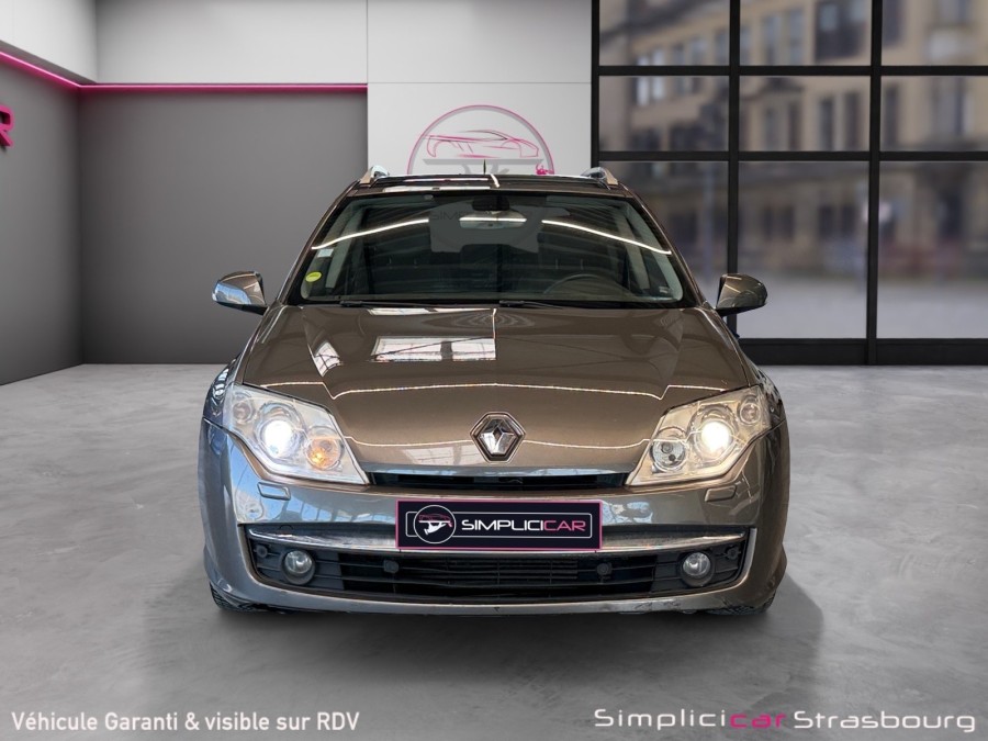 RENAULT d'occasion LAGUNA III GRANDTOUR 2.0 DCI 150 CELSIUM de 2010