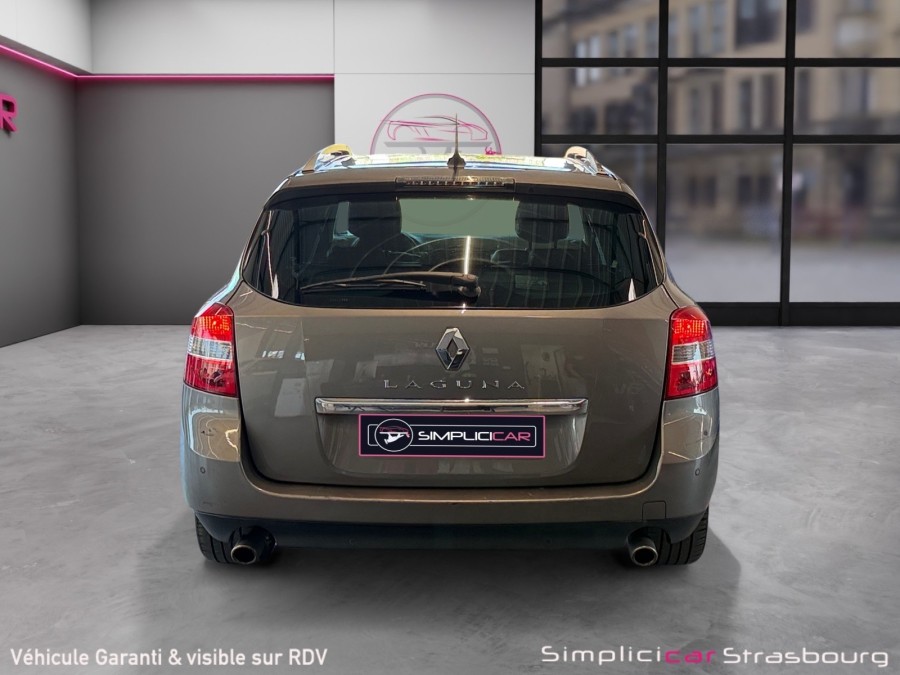 RENAULT d'occasion LAGUNA III GRANDTOUR 2.0 DCI 150 CELSIUM de 2010