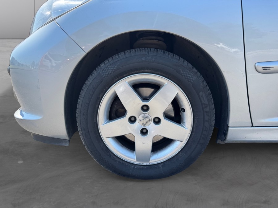 PEUGEOT d'occasion 207/207+ 1.4 VTI 95 ACTIVE de 2008 Méry Sur Oise