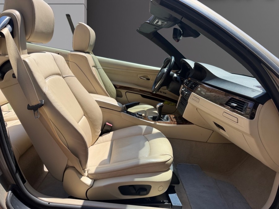 BMW d'occasion 3 DECAPOTABLE CC 325I SPORT DESIGN de 2007 Cannes (06)﻿